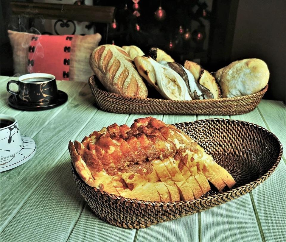 Bread & Serving  Baskets